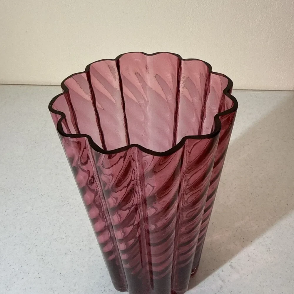 Pilgrim Cranberry Vase Glass Crystal Optic Rib Swirl 9.5” Vintage